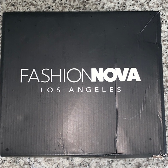 Clear & Black Slip On Heel - Picture 4 of 4